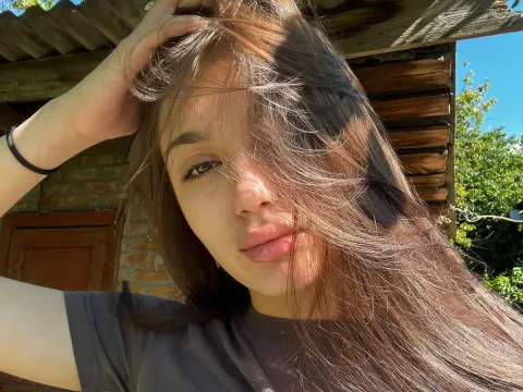 OteliaRohr cam model