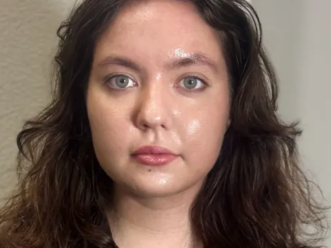 LinaSlabaugh cam model