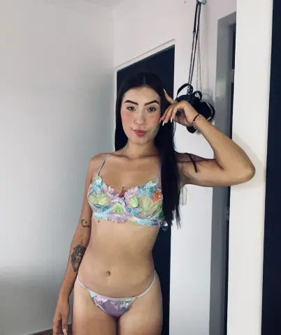 MaddiKayy — Streamate Photos