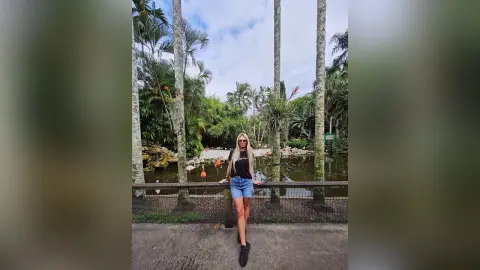 ErikaBonnie — Miami trip