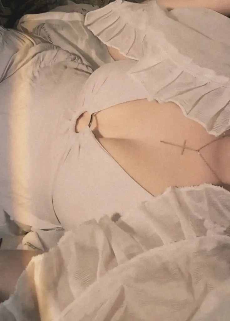 Luna_Bloomsom — Streamate Photos