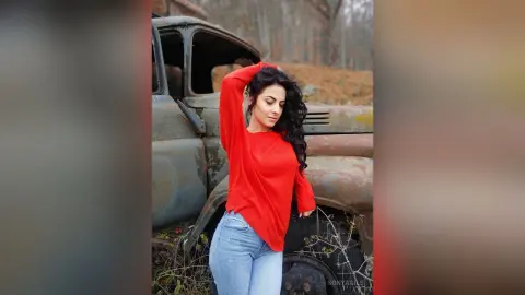 SonyaGils — Jeans time:P