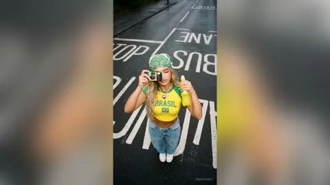 Anastasia — Favela Girl