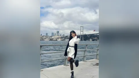 ClaireJenner — Istanbul 🤍