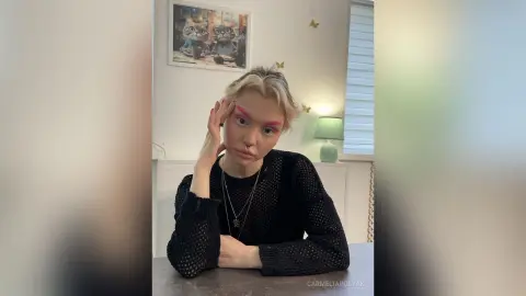 CarmeliaPolyak — Me