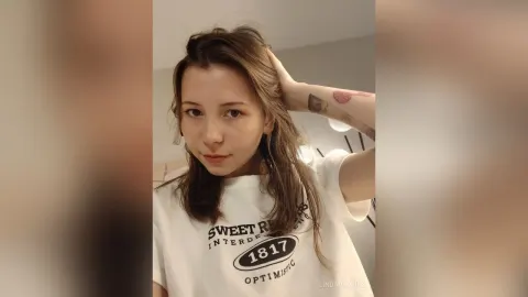 LindaParkins — so hot