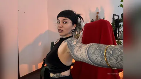NeoGeisha — me