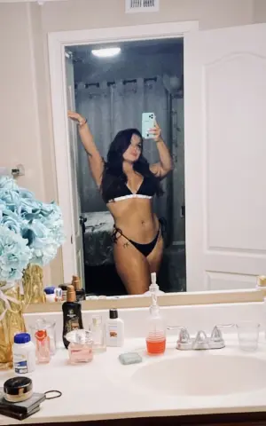 AriaMae — Streamate Photos
