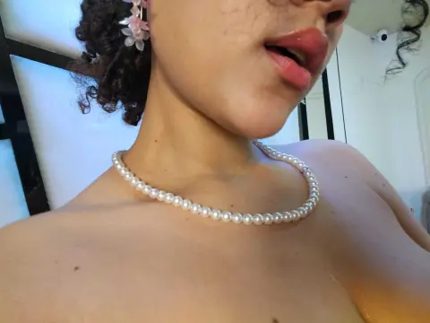 LilithAdams19 — Streamate Photos