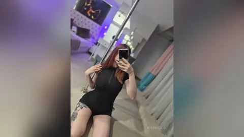 KimWillis — Can't take your eyes off me?