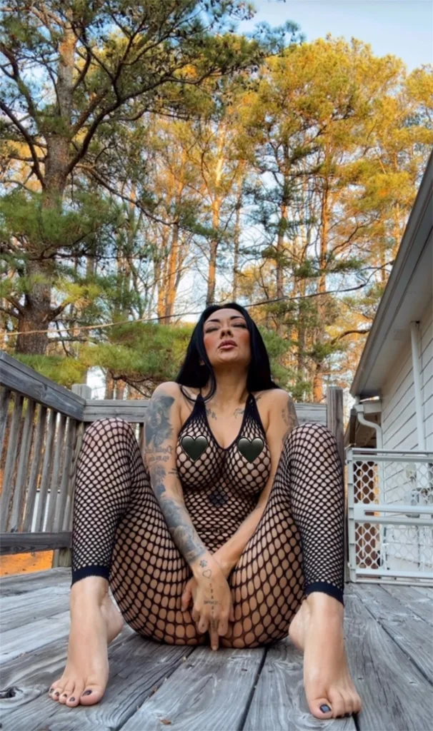 QuinnMPresley — Streamate Photos