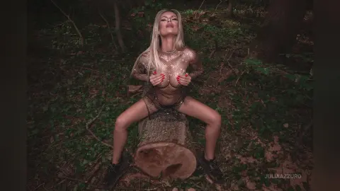 JuliaAzzuro — Glamorous in the nature