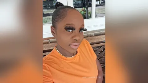 AkeliaHampson — I DRIVE YOU CRAZY 😫🤯