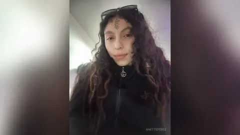 AnettePerez — Hi :) I'm Anette