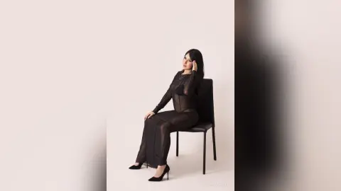 GiaCollins — Classy me 🖤