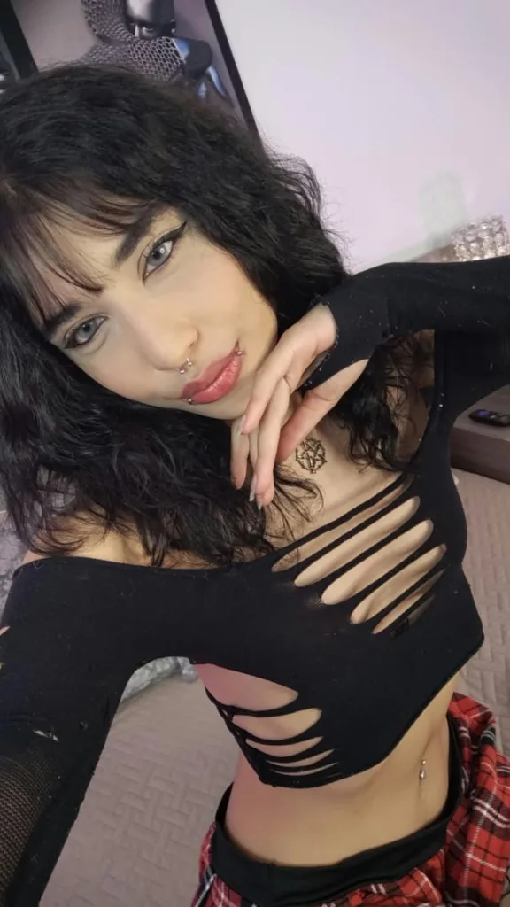 MilyMoretti — Streamate Photos