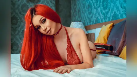Noir — You'll always be in troubles with a redhead