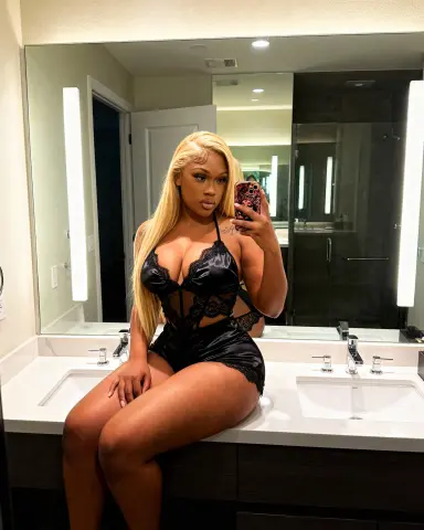 PassionMula — Streamate Photos