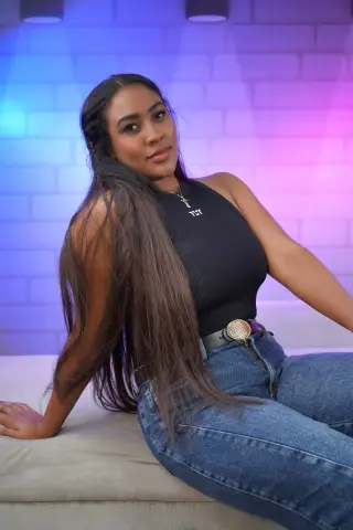 Sexy_brunnette — Streamate Photos