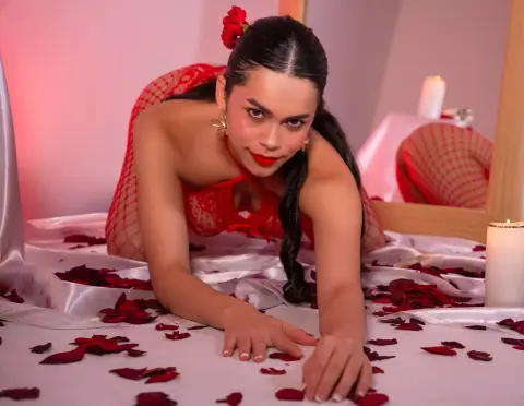 AlanaBlavi — Streamate Photos