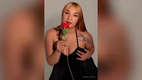 BrendaColinss — Sexy Girl🌹