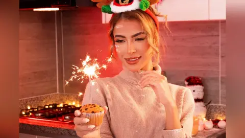 ArianaRoux — Christmas 