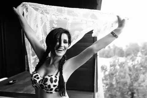 NicolleReyn — Streamate Photos