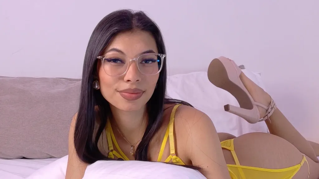ELENAROUGE — Streamate Photos