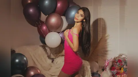 MiaThom — My birthday🎂