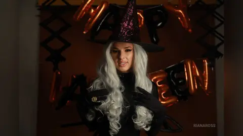 RianaRoss — Happy Halloween🧡