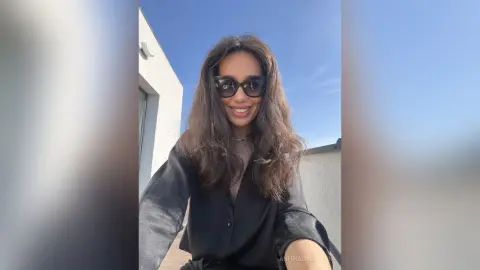 AnithaCurlsonn — ❤️