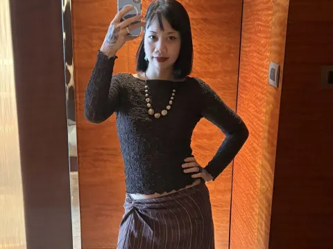 RheaRose — LiveJasmin cam model
