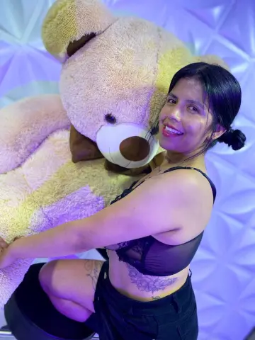 CataleyaLars — Streamate Photos