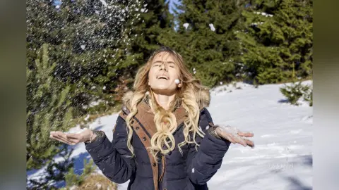 CarolineMayer — Snow - Real happiness♥
