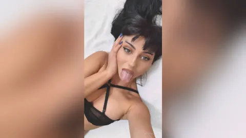 MilenaJaye — Selfies 🤳🏻💁🏻‍♀️