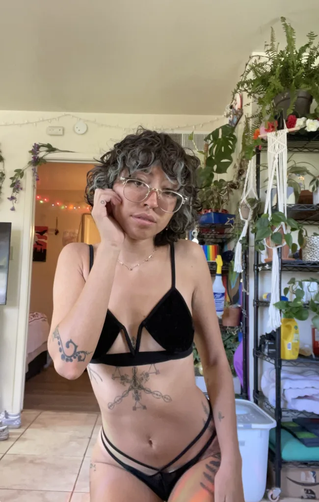 NovaLaRosa — Streamate Photos