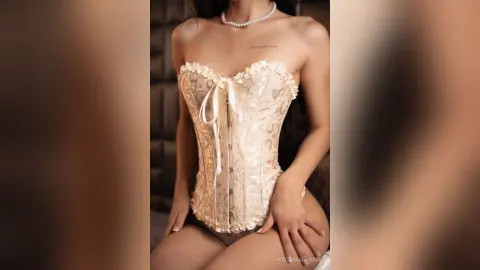 AdrianaAndrade — Sassy and spicy yet classy