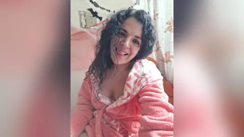 NataliaCurly — Me at home