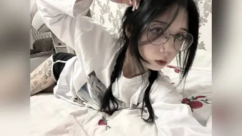 ElizabethWalkerr — 4