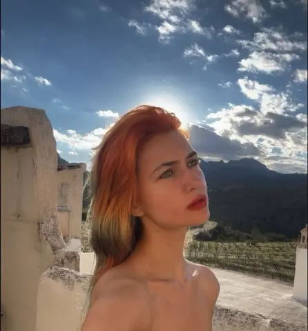 TatianaRomanova — Streamate Photos