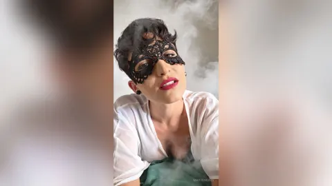 MaryEnigma — Selfie land🫠