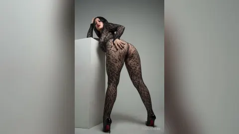 CoralQueenn — fetish world 🔥