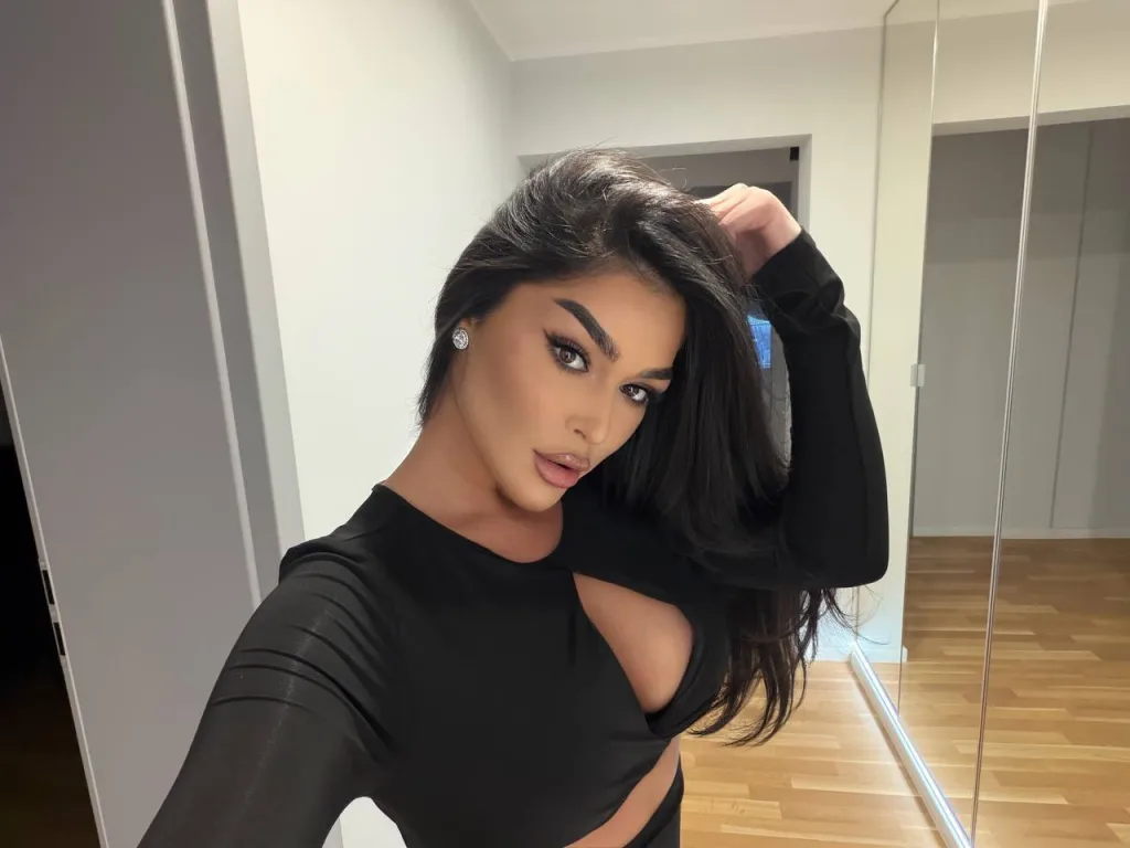 KaiaSilk — Streamate Photos