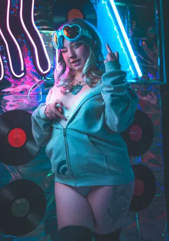 cina_moon — Streamate Photos