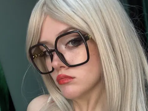 LityPink cam model