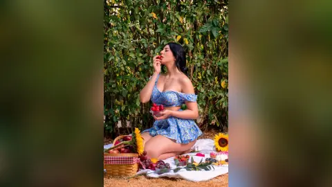 AvrilBonet — Picnic temptation
