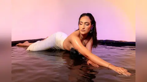LunaEvanz — Water and temptation
