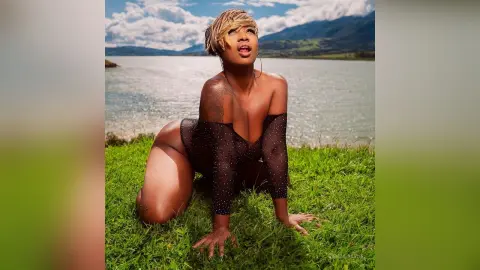 ZendaWayne — mmmm