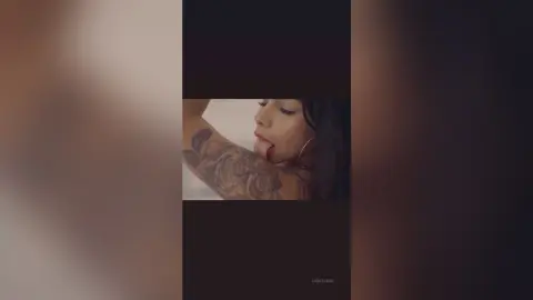 GinaTason — 😉