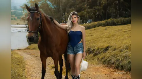 Irem — Cowgirl 🤠
